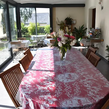 住宿加早餐酒店 娜塔莉特彻住宿加早餐旅馆 Chanzeaux
